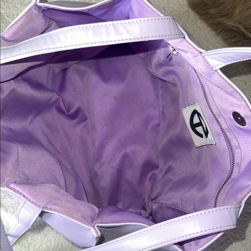 Authentic Telfar Medium Tote - Picture 3 of 3